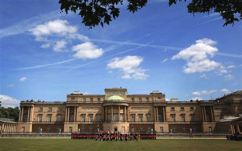 layout of buckingham palace|buckingham palace private apartments.